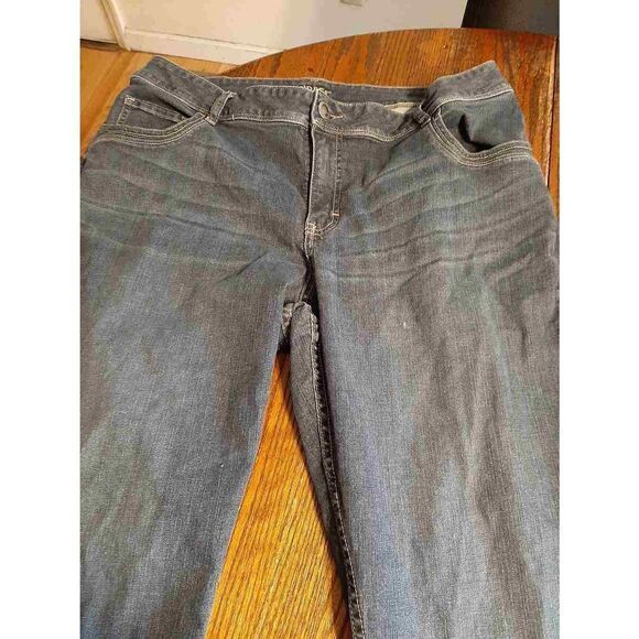 Size 20W Riders by Lee Mid Rise Boot Cut Denim Blue Jeans - Picture 2 of 5